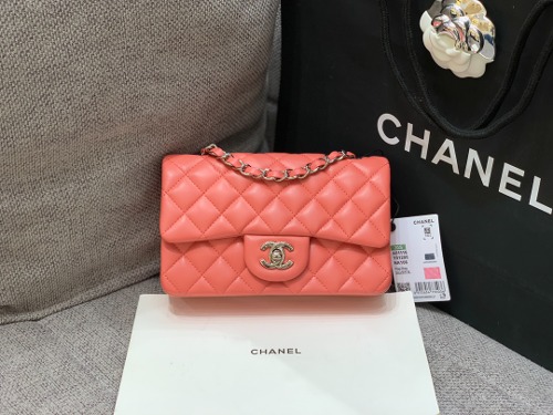 CHANEL 샤넬 클래식 뉴미니 A69900