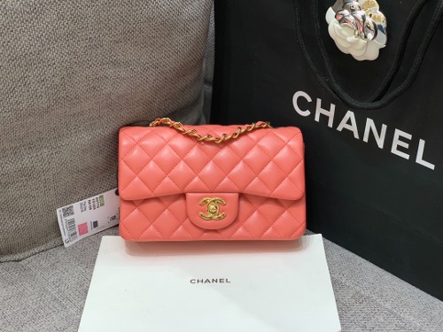 CHANEL 샤넬 클래식 뉴미니 A69900