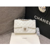 CHANEL 샤넬 클래식 뉴미니 A69900