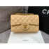 CHANEL 샤넬 클래식 뉴미니 A69900