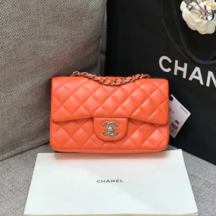 CHANEL 샤넬 클래식 뉴미니 A69900