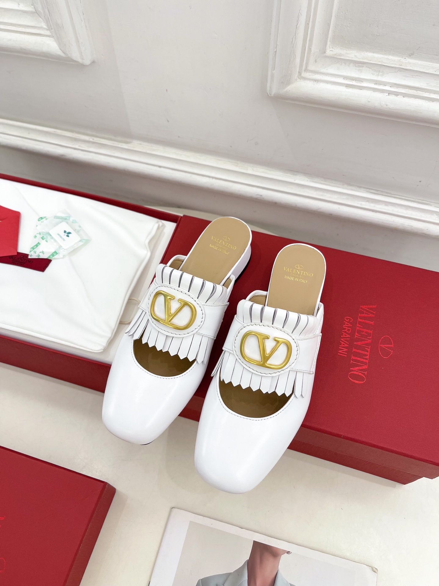 발렌티노 25SS V Logo 프린지 뮬