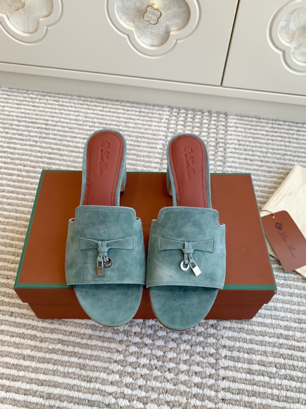 로로피아나 25ss 썸머 참스 뮬