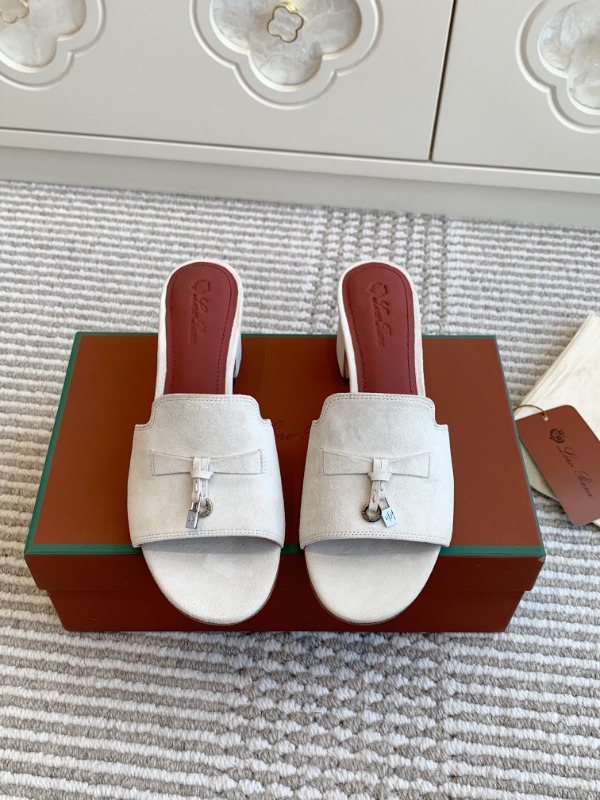 로로피아나 25ss 썸머 참스 뮬