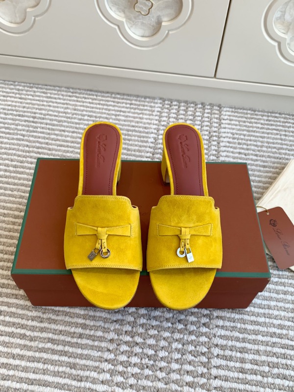 로로피아나 25ss 썸머 참스 뮬