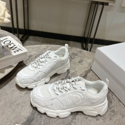 디올 크로노 스니커즈