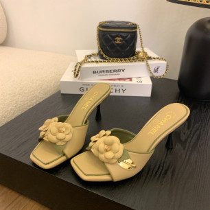 샤넬 25SS 신상 까멜리아 뮬 샌들