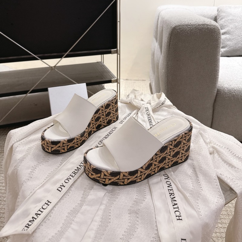디올 Attitude Dior 웨지힐 뮬