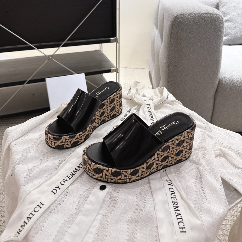 디올 Attitude Dior 웨지힐 뮬