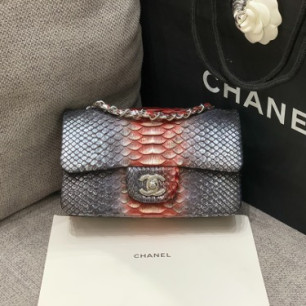 CHANEL 샤넬 클래식 뉴미니 A69900