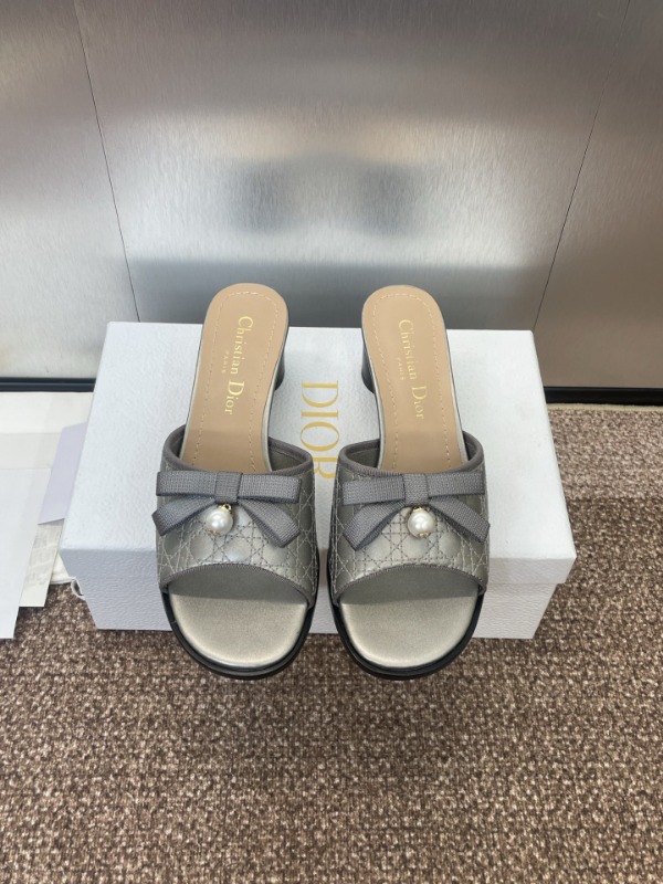디올 25ss Ballet 뮬 힐