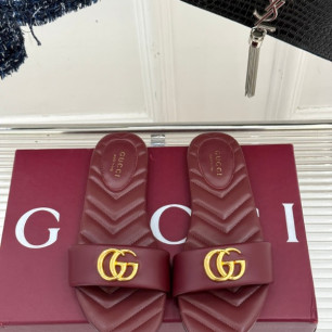 구찌 더블 G 레더 슬라이드 뮬