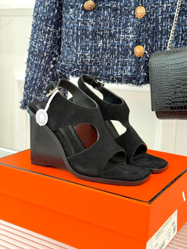 에르메스 칼리아 샌들