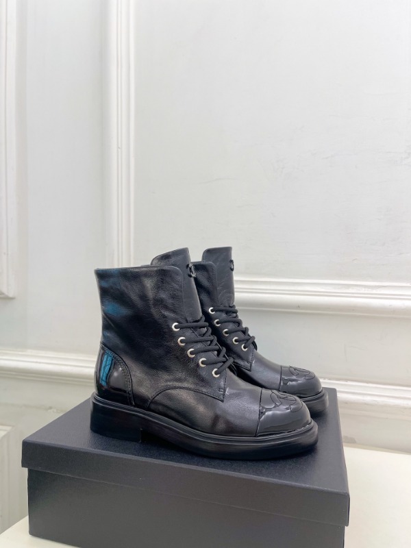 샤넬 25FW 쇼트 부츠