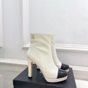 샤넬 25FW 쇼트 부츠