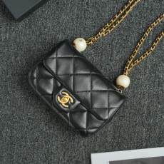 CHANEL 24s 더블펄 플랩백 11.5cm