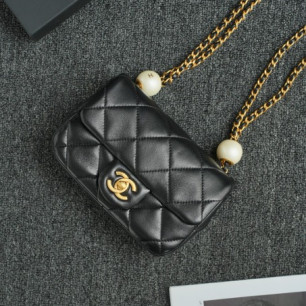 CHANEL 24s 더블펄 플랩백 11.5cm