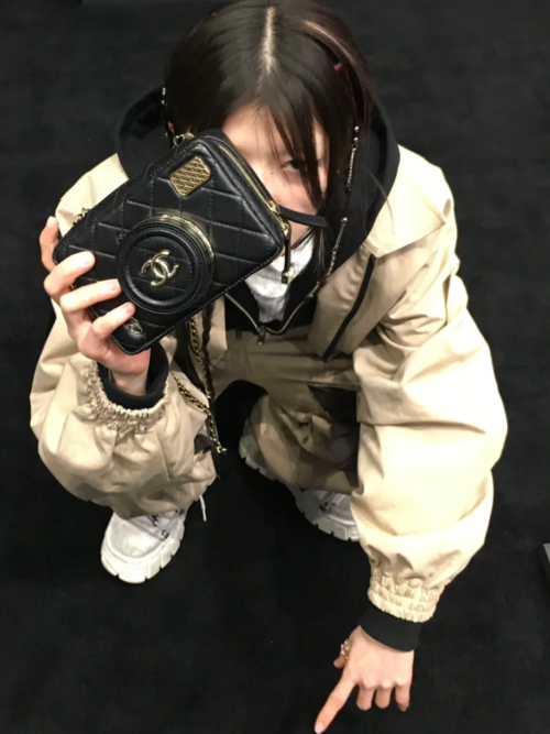 CHANEL 24s 카메라 가방