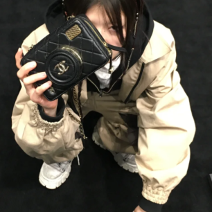 CHANEL 24s 카메라 가방