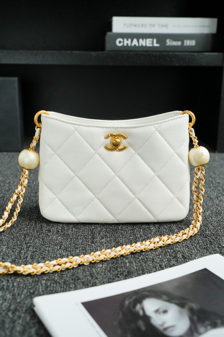 CHANEL 24s 더블펄 호보백