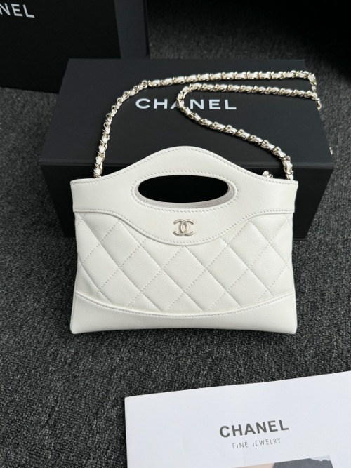 CHANEL 24S 31백 나노 미니