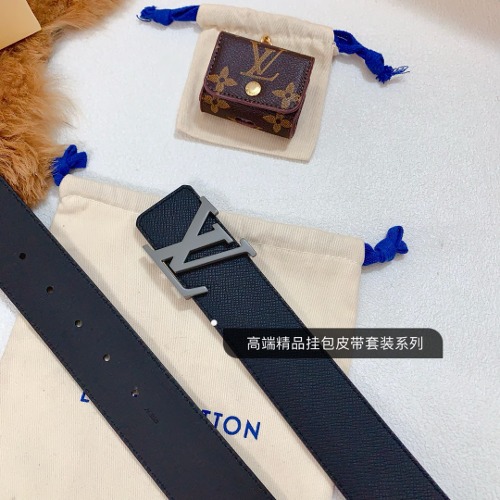 LOUIS VUITTON 루이비통 LV 이니셜 40MM 리버시블 벨트