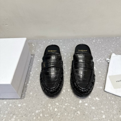 입생로랑 25SS 가을 겨울 LE LOAFER 뮬
