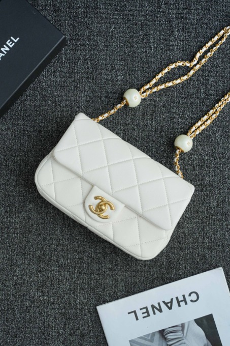 CHANEL 24s 더블펄 플랩백 13cm