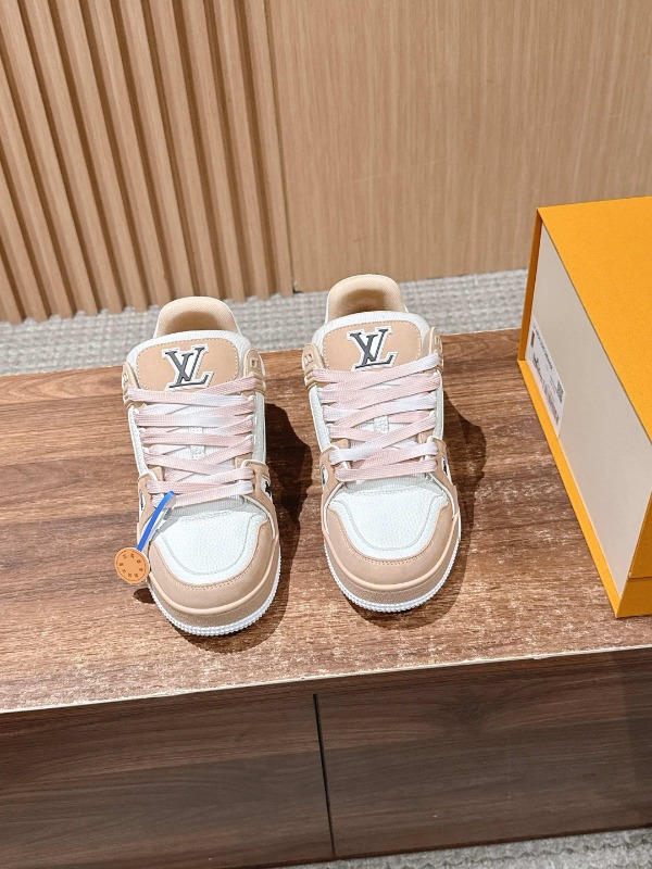 루이비통 LV 트레이너 스니커즈