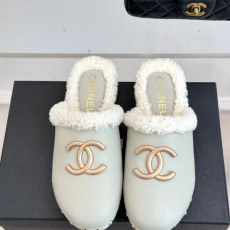 샤넬 25K F/W 신상 더블 C 뮬 로퍼