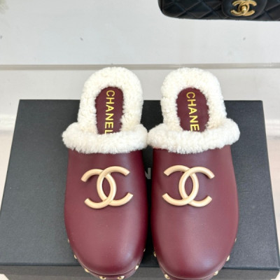 샤넬 25K F/W 신상 더블 C 뮬 로퍼