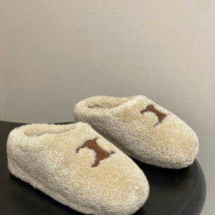 셀린느 25FW 시어링 통굽 뮬