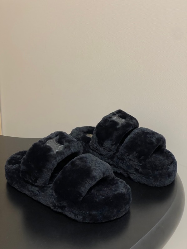 셀린느 25FW 시어링 통굽 뮬