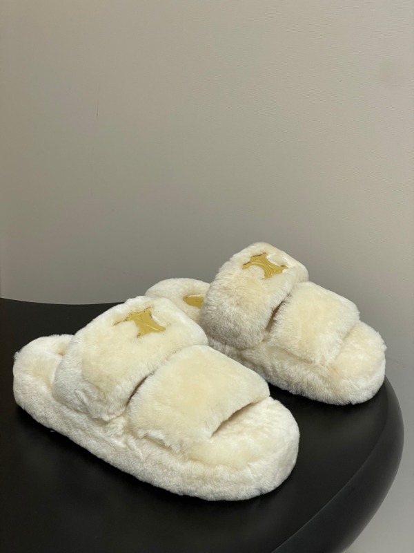 셀린느 25FW 시어링 통굽 뮬