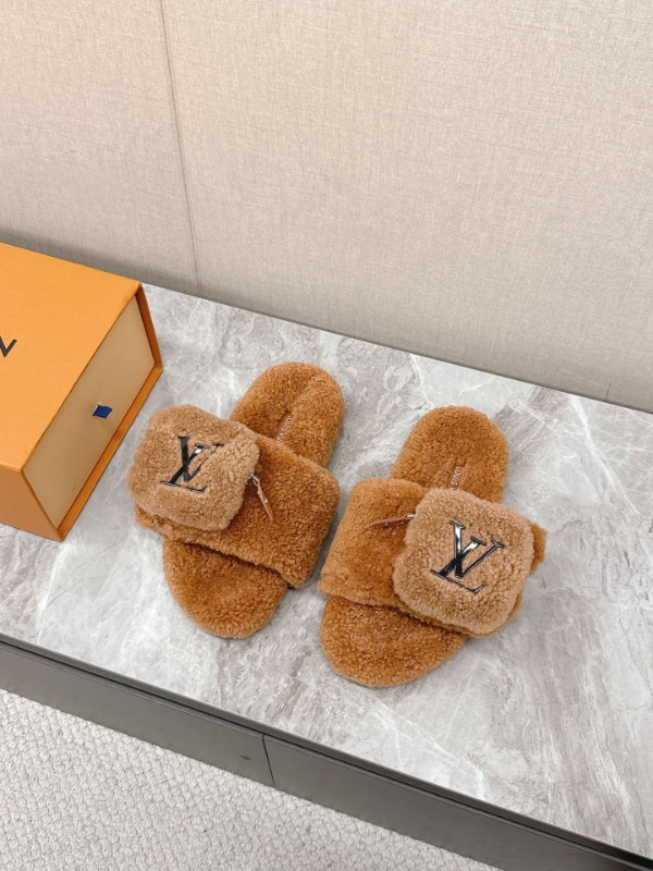 루이비통 슬라이드 뮬