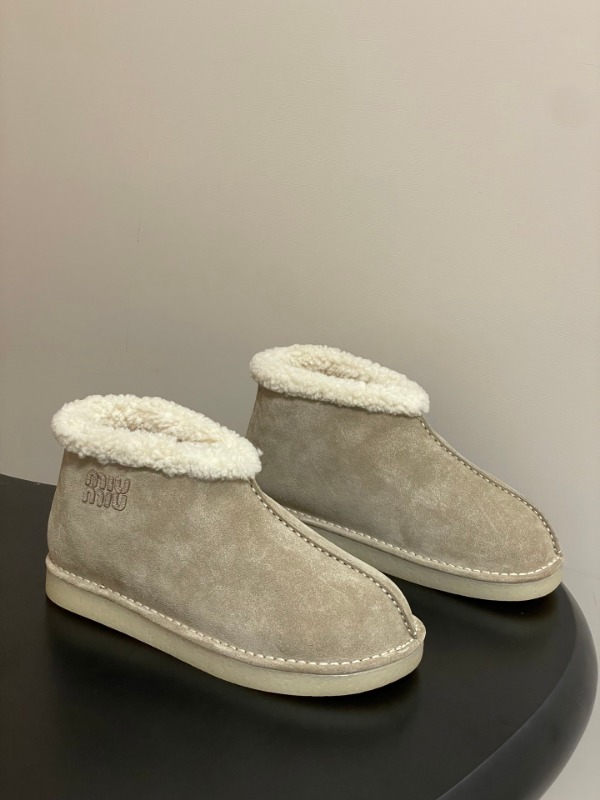 미우미우 25FW 가을 겨울 신상 앵클부츠