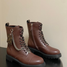 루이비통 25FW 디스트릭트 앵클부츠