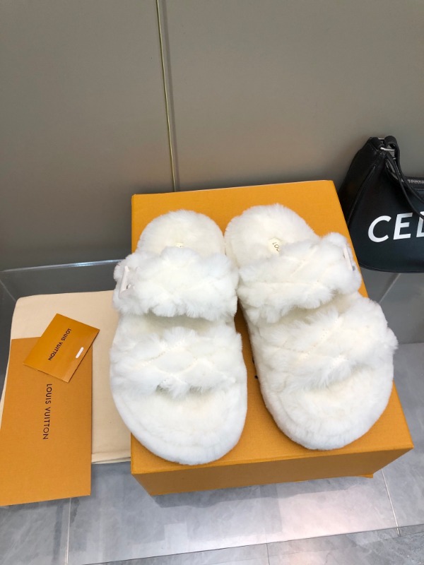 루이비통 25 신상 시어링 컴포트 뮬