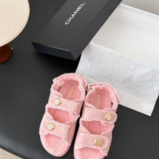 샤넬 25 신상 양모 벨크로 샌들