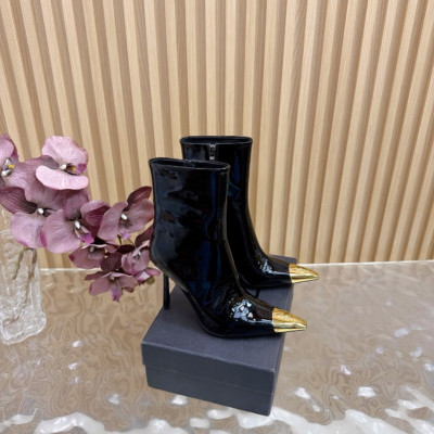 입생로랑 런웨이 부티