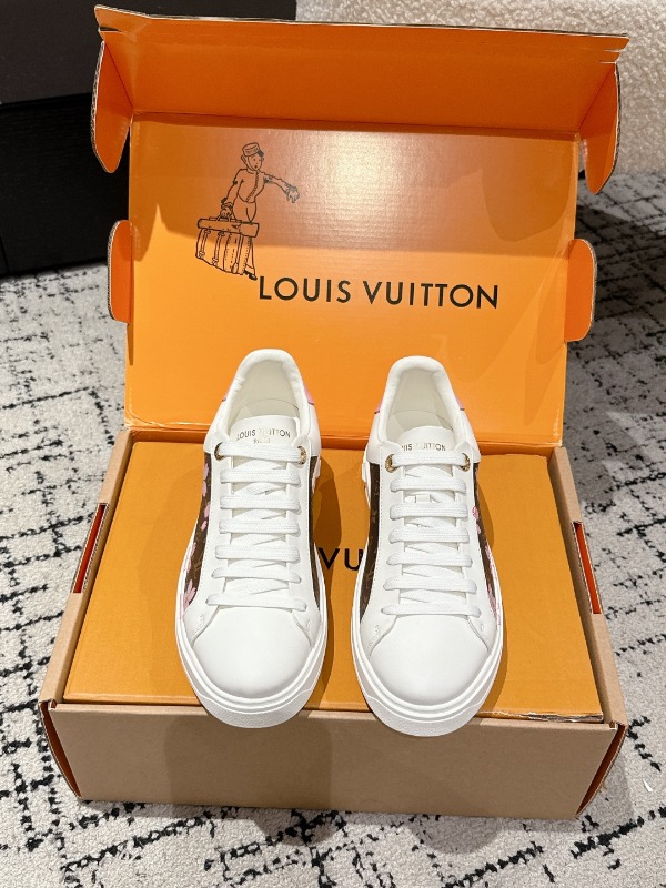 루이비통 LV x TM 타임아웃 스니커즈
