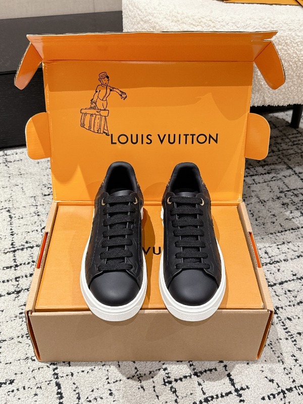 루이비통 LV x TM 타임아웃 스니커즈