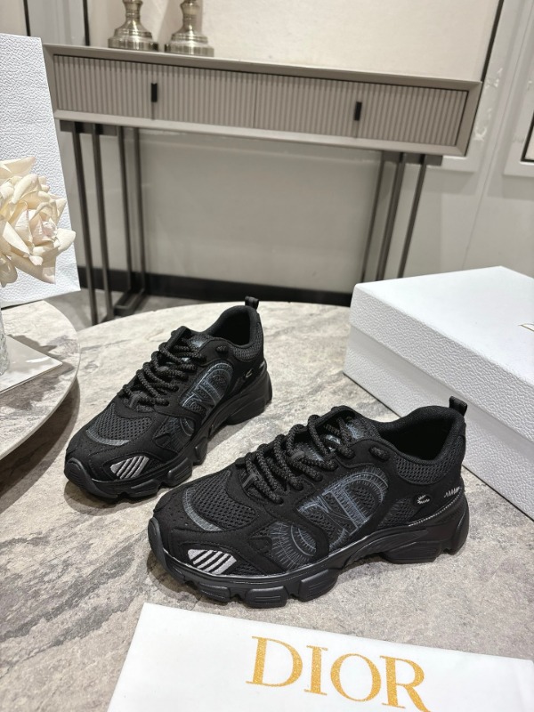 디올 Chrono 스니커즈