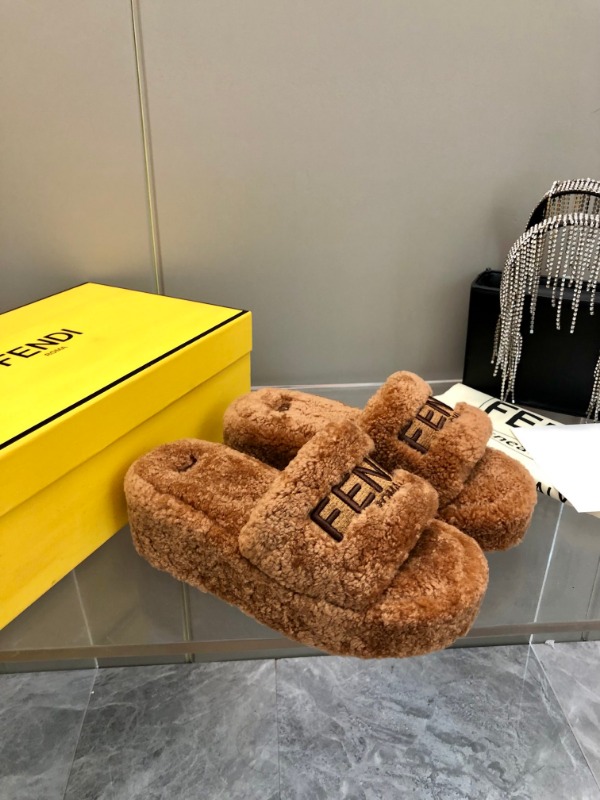 펜디 25F/W 신상 가을/겨울 시어링 뮬