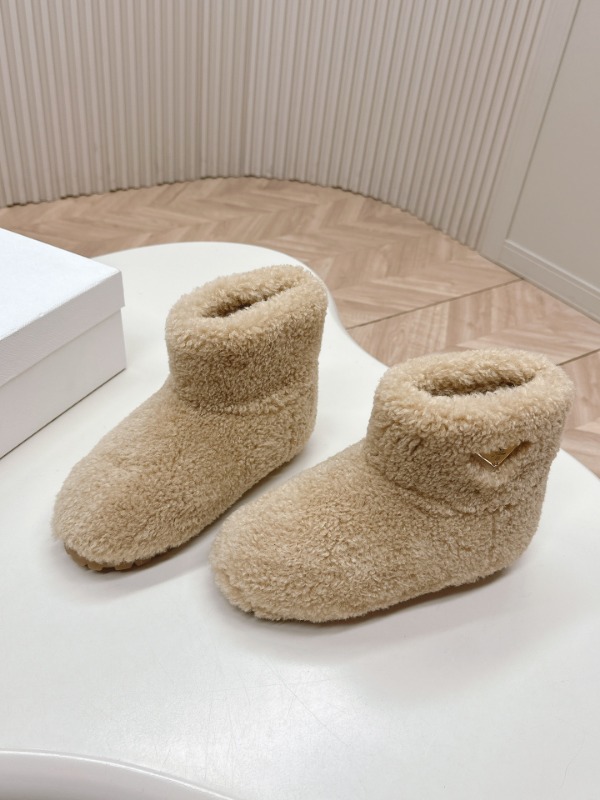 프라다 F/W 시어링 앵클부츠