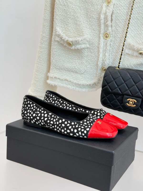 샤넬 클래식 플랫슈즈