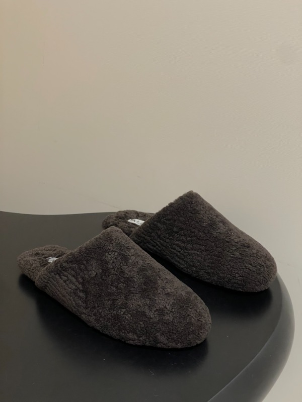 알라이아 25FW 신상 뮬 슬리퍼