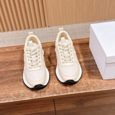 디올 신상 캐주얼 스니커즈
