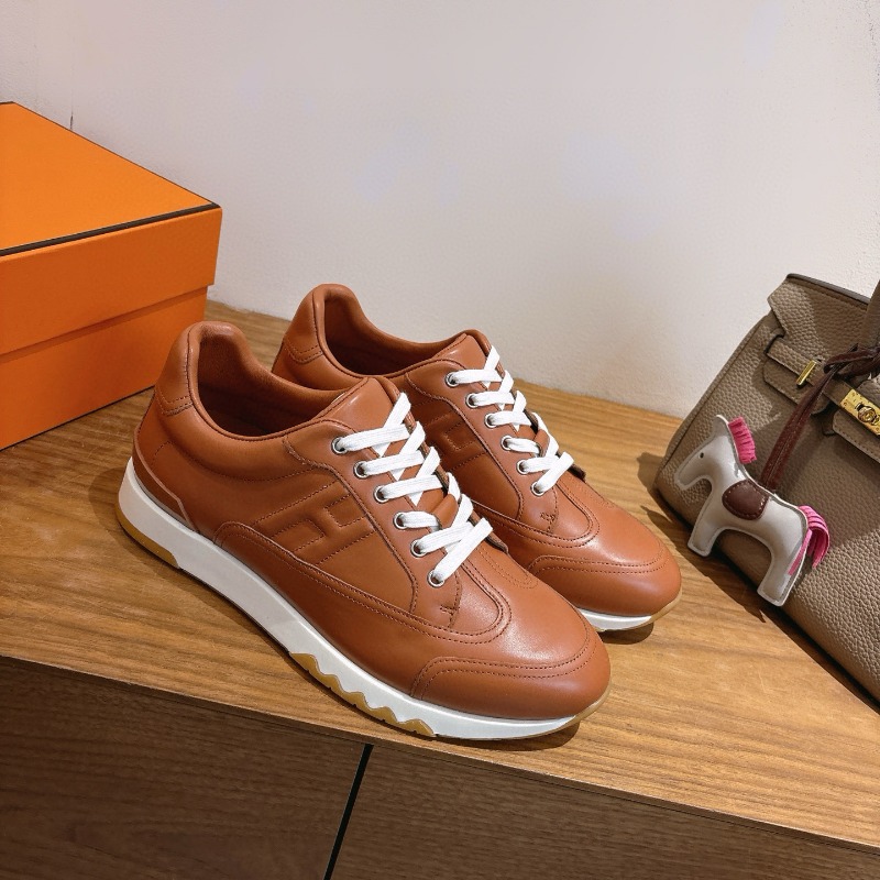 에르메스 Trail 스니커즈