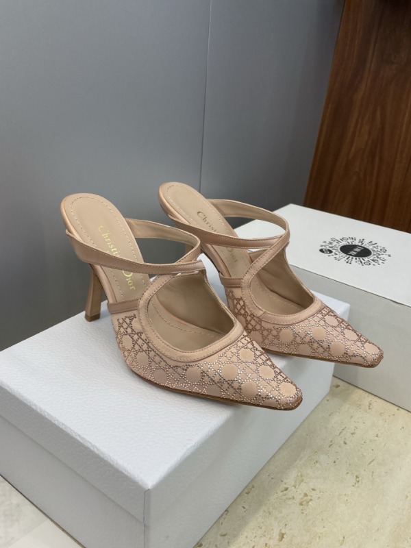 디올 런웨이 신상 뮬 9.5cm